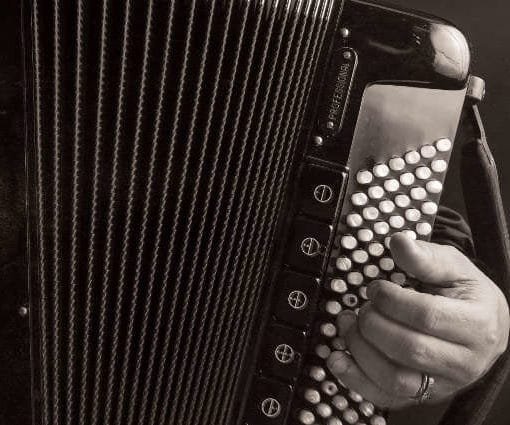 Jori Otsa ja Mah'Orkka | Rolf Storsjö - Harmonikka
